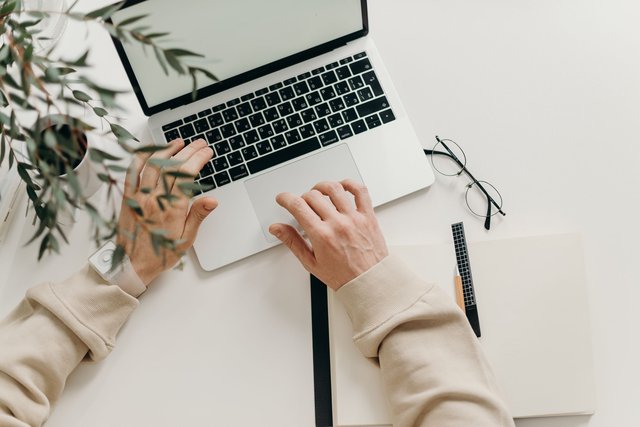 How to ask who the client contract is before you take a remote job (2026)